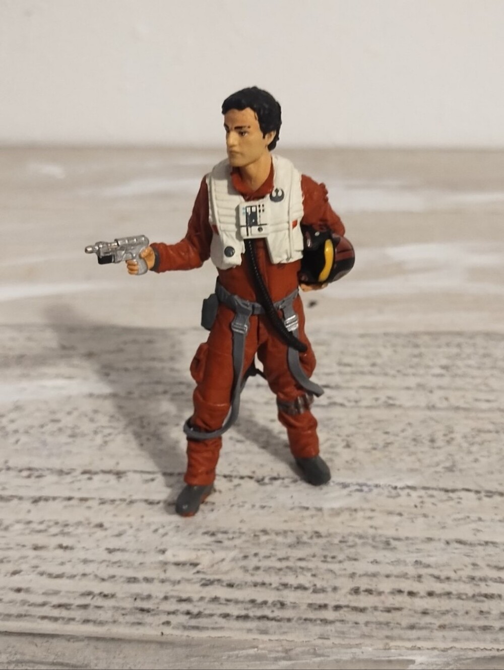 Disney Star Wars Poe Dameron Action Figure In Flight Suit W Gun Collectible